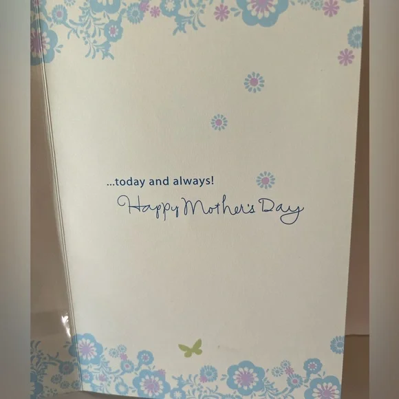 5 Happy Mother’s Day Hallmark Greeting Cards Flowers Puppy Dog Butterflies Birds - Picture 7 of 11